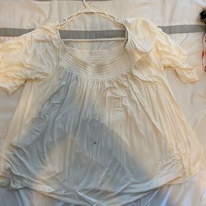 American Eagle Cream color top